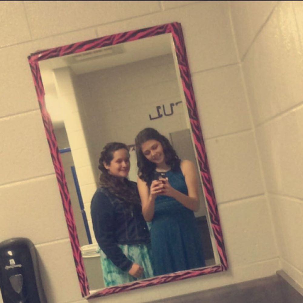 Meet your Posher, Maci